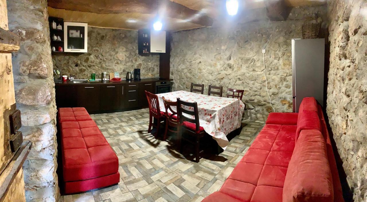 Цяла Ваканционна Къща- Florina Houses Hotel Goranovtsi Bagian luar foto